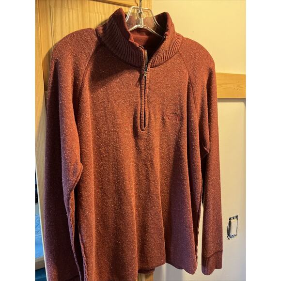 The North Face Men’s L Red Long Sleeve 1/4 Zip Cotton Acrylic Wool Blend Sweater - Picture 10 of 16